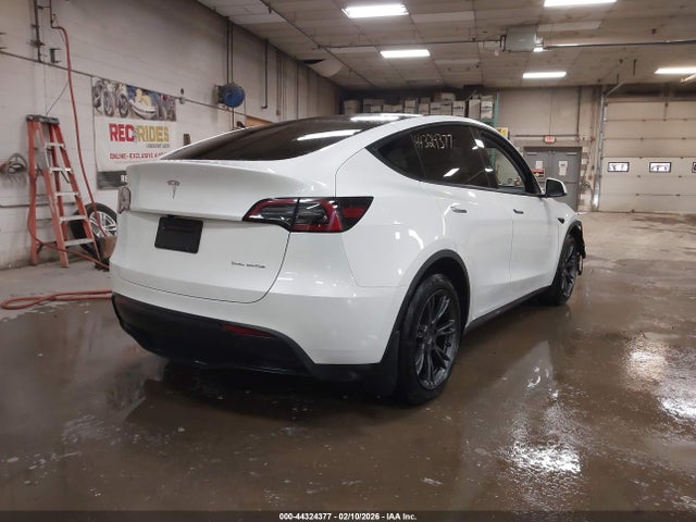 Tesla Model Y Long Range Dual Motor All-wheel Drive