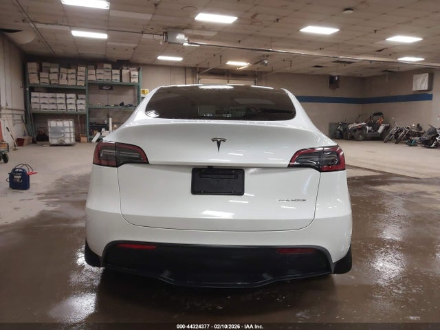 Tesla Model Y Long Range Dual Motor All-wheel Drive