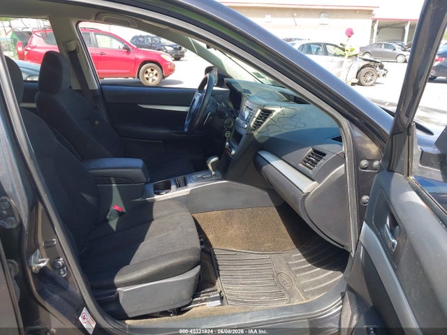 Subaru Outback 2.5i