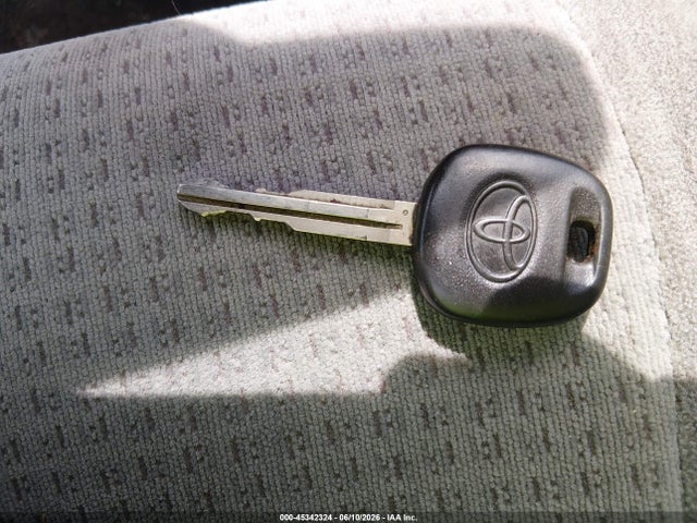 Toyota Corolla Ce
