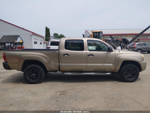 Toyota Tacoma Base V6