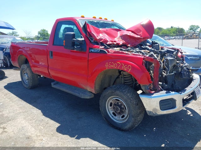 Salvage Ford F-350 Image