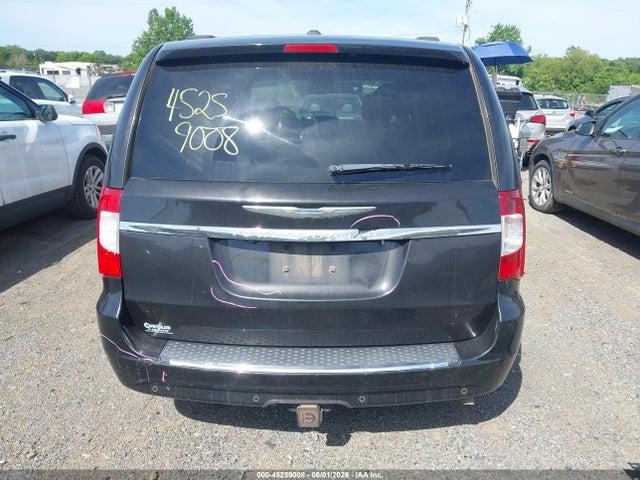 Chrysler Town & Country Touring-l
