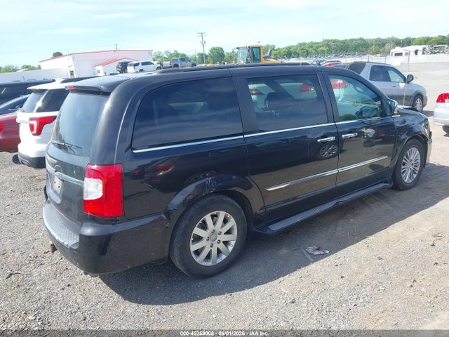 Chrysler Town & Country Touring-l