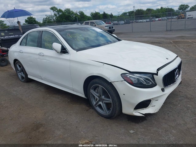 Salvage Mercedes-Benz E-Class Image