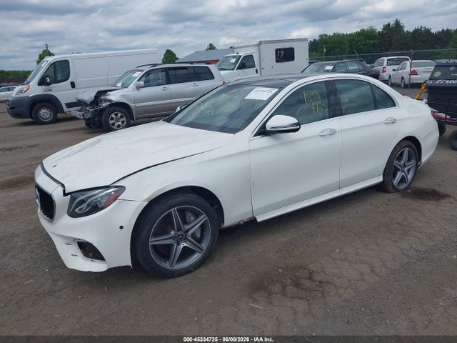 Mercedes-Benz E-Class 4matic