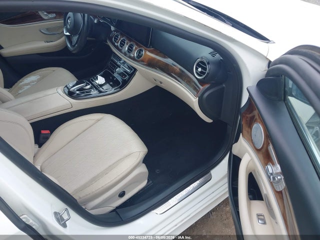 Mercedes-Benz E-Class 4matic