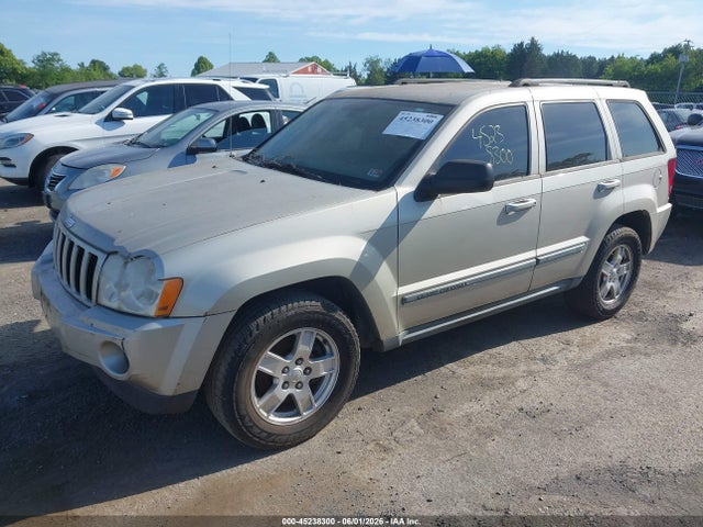 Jeep Grand Cherokee Laredo