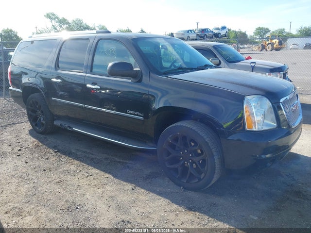 Salvage GMC Yukon Image