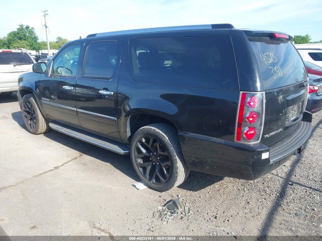 GMC Yukon Denali