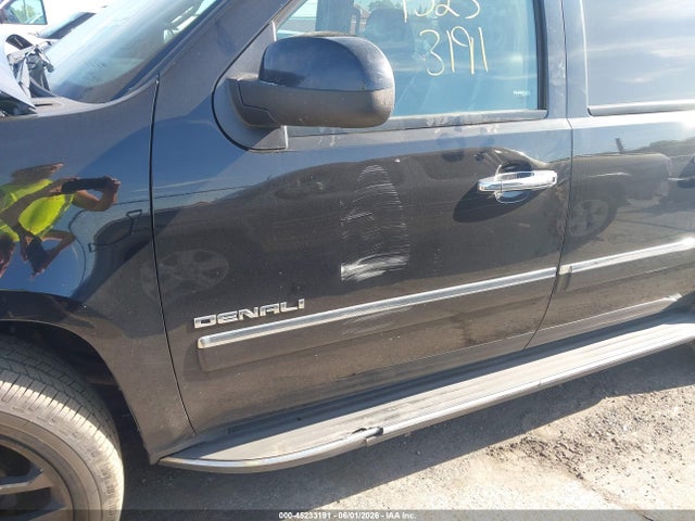 GMC Yukon Denali