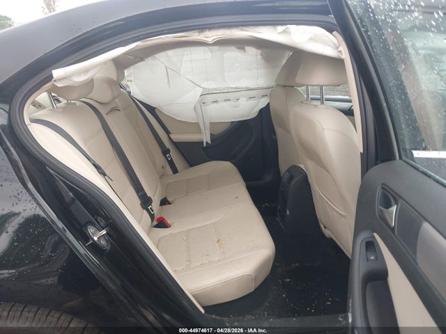 Volkswagen Jetta 1.4t Se