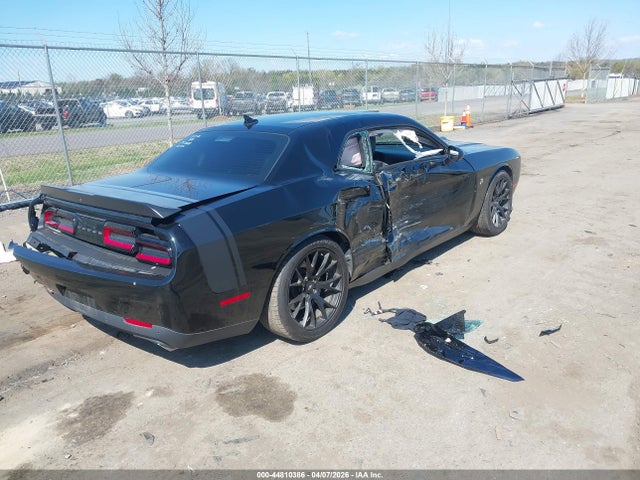 Dodge Challenger 392 Hemi Scat Pack Shaker