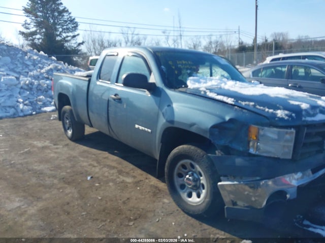 Salvage GMC Sierra 1500 Image