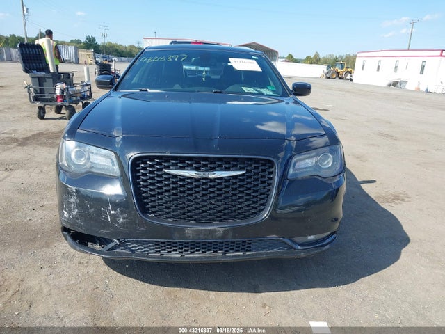 Chrysler 300 300s