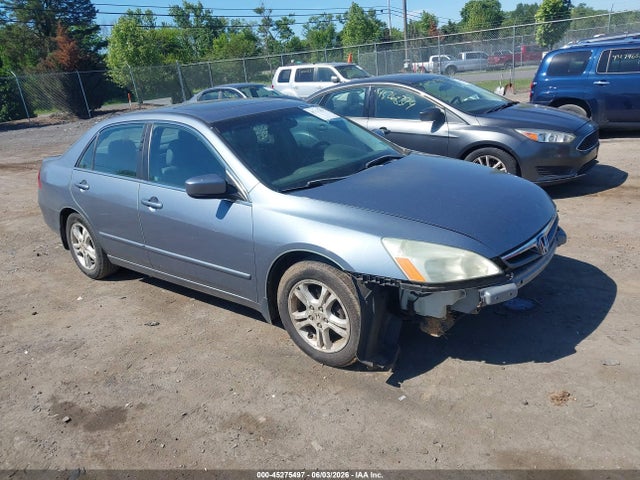 Salvage Honda Accord Image