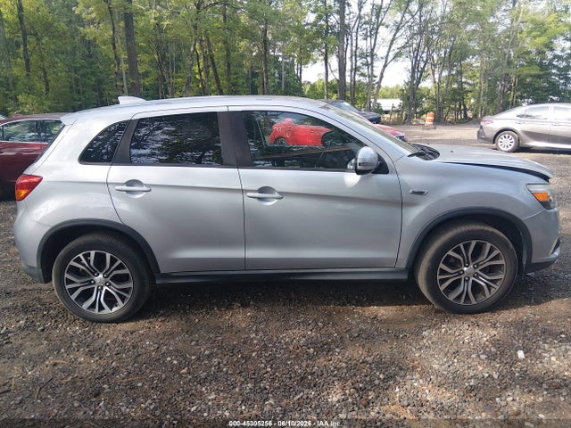 Mitsubishi Outlander 2.0 Le