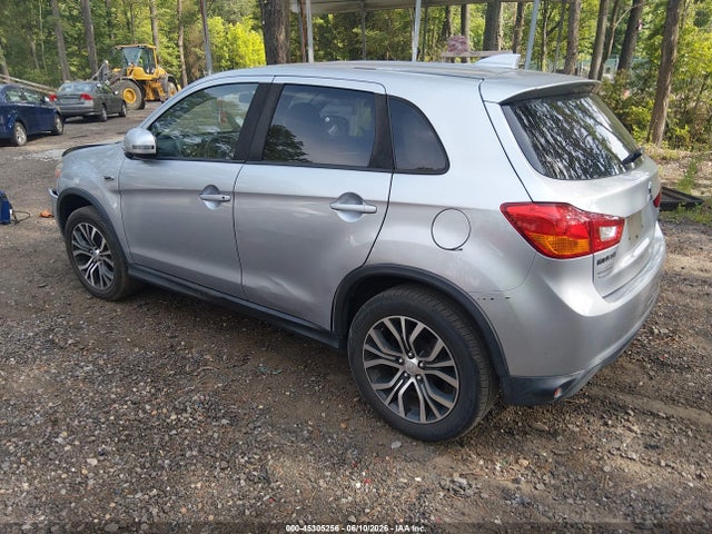 Mitsubishi Outlander 2.0 Le