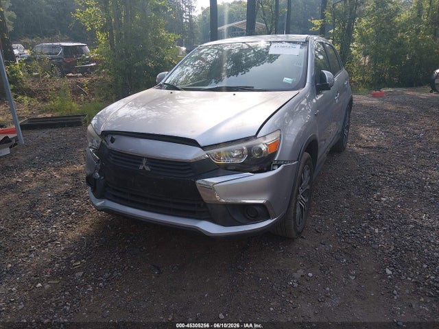 Mitsubishi Outlander 2.0 Le