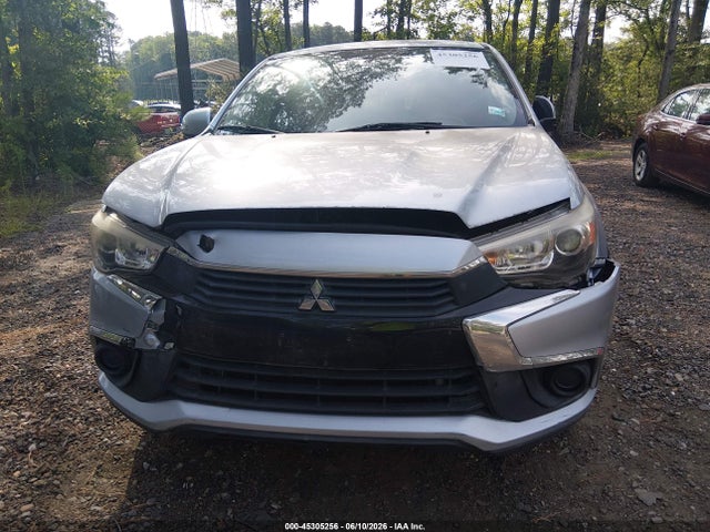 Mitsubishi Outlander 2.0 Le