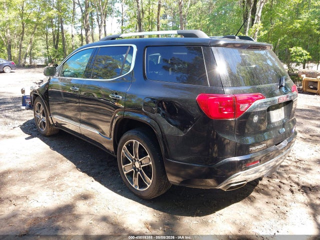 GMC Acadia Denali