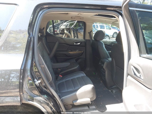 GMC Acadia Denali