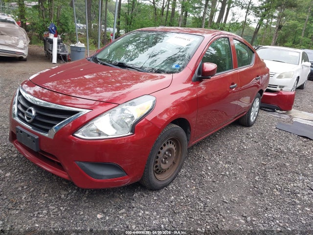 Nissan Versa 1.6 S+