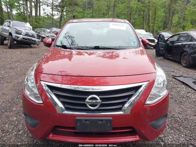 Nissan Versa 1.6 S+