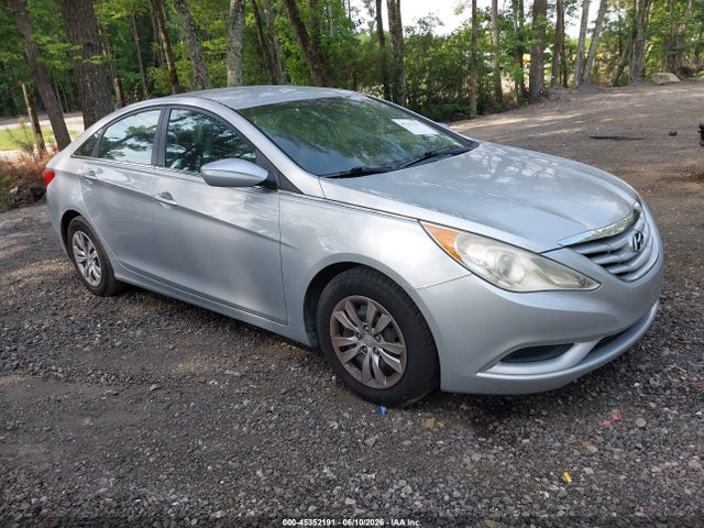 Salvage Hyundai SONATA Image