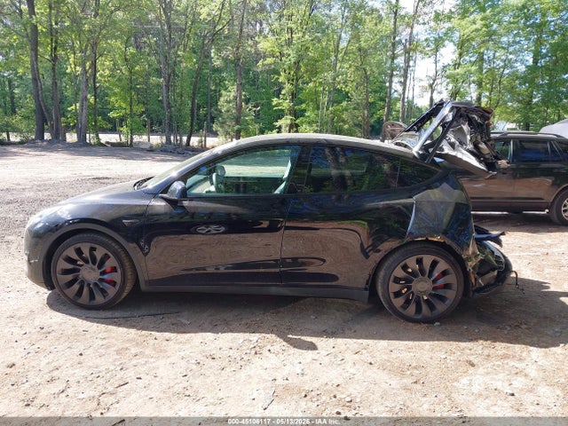 Tesla Model Y Performance Dual Motor All-wheel Drive