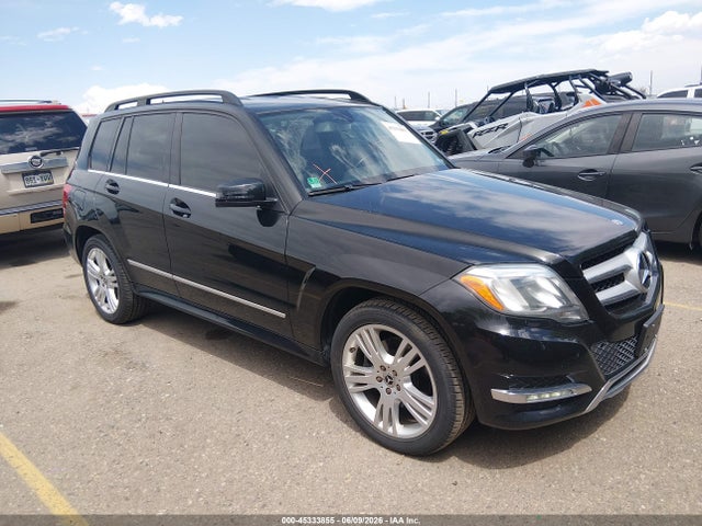 Salvage Mercedes-Benz GLK Image