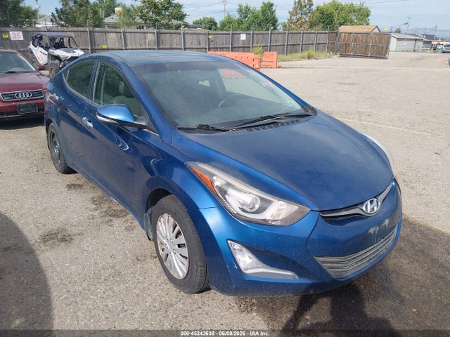 Salvage Hyundai ELANTRA Image