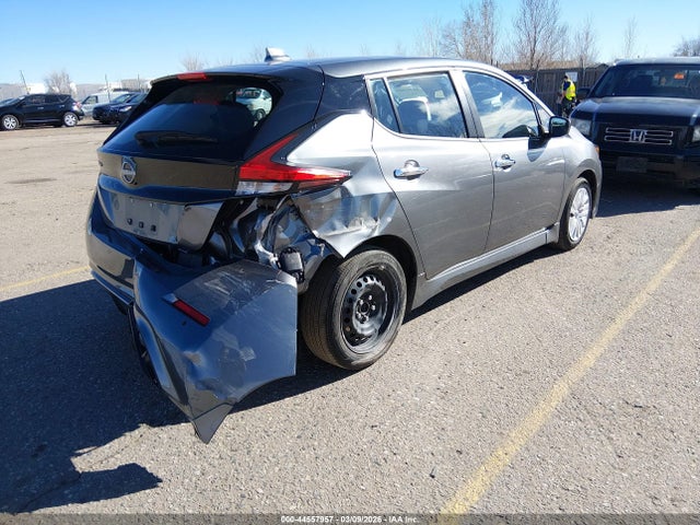 Nissan LEAF S
