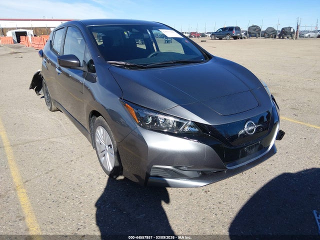 Salvage Nissan LEAF Image