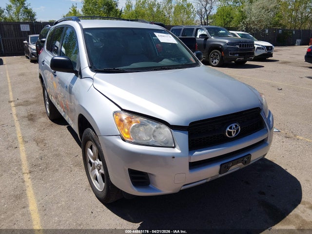 Salvage Toyota RAV4 Image