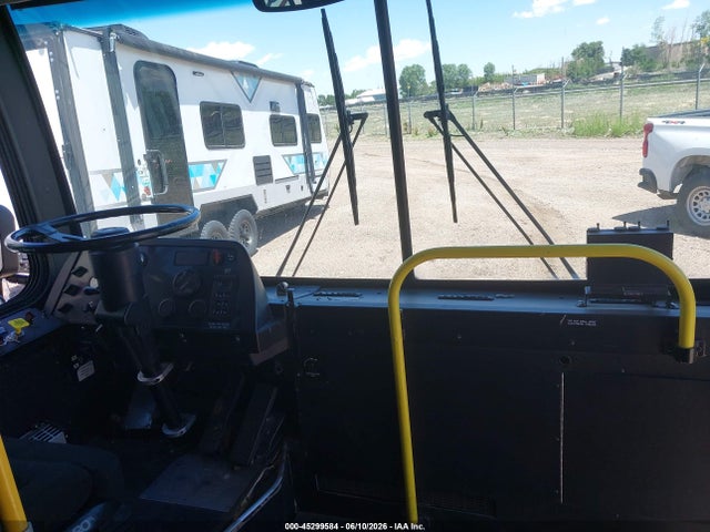 New Flyer Transit Bus