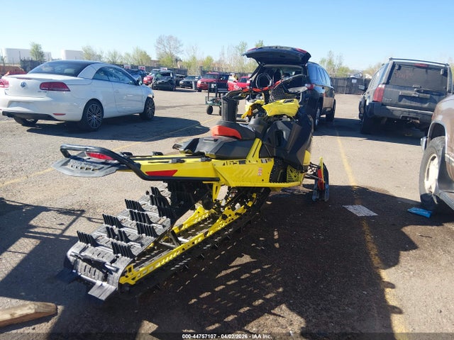Ski-doo Summit X 850