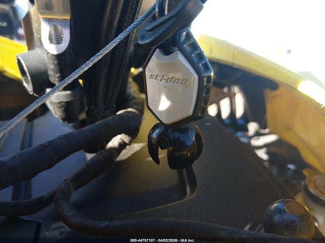 Ski-doo Summit X 850