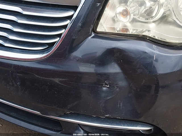 Chrysler Town & Country Touring