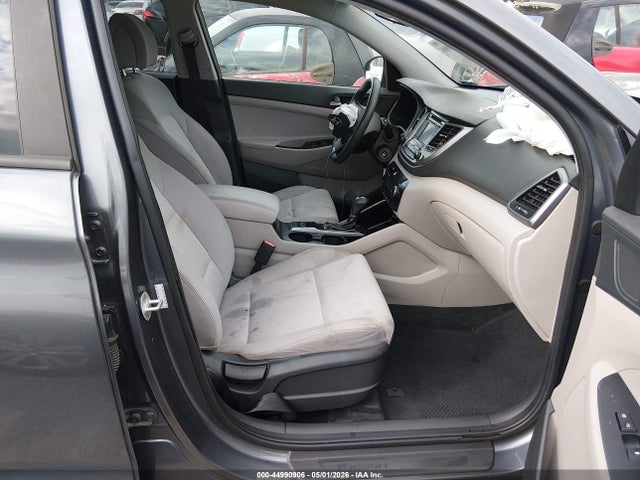 Hyundai TUCSON Se