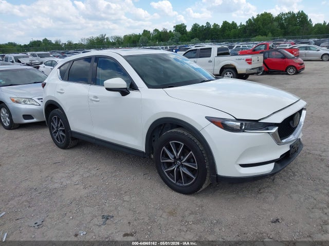 Salvage Mazda Cx Image
