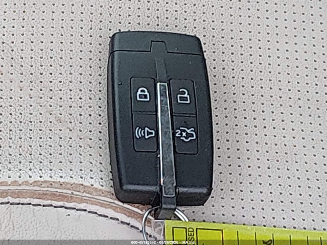 Ford Taurus Limited