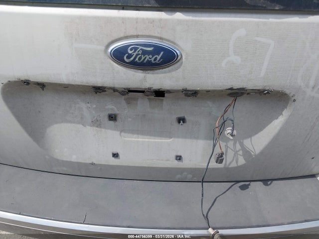 Ford Taurus X Sel
