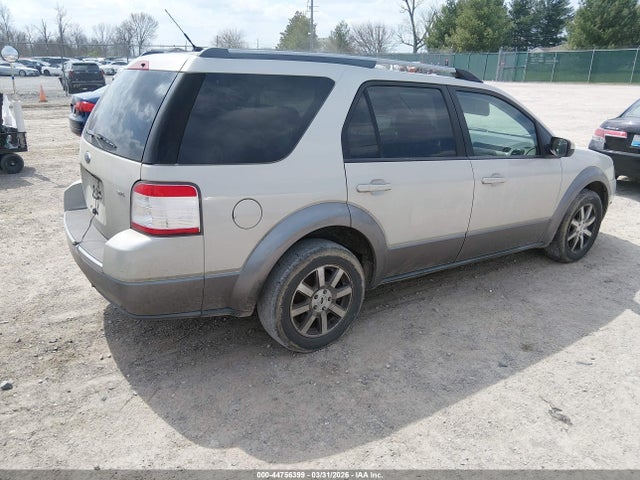 Ford Taurus X Sel
