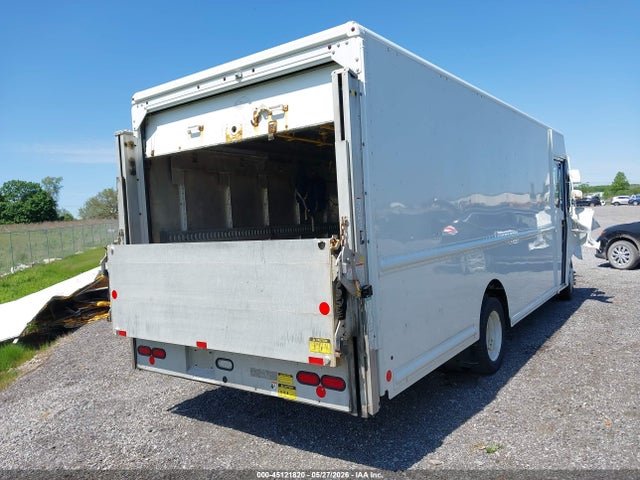 Ford F-59 Commercial Stripped