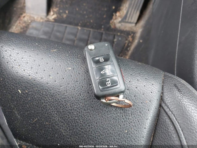 Volkswagen Tiguan S
