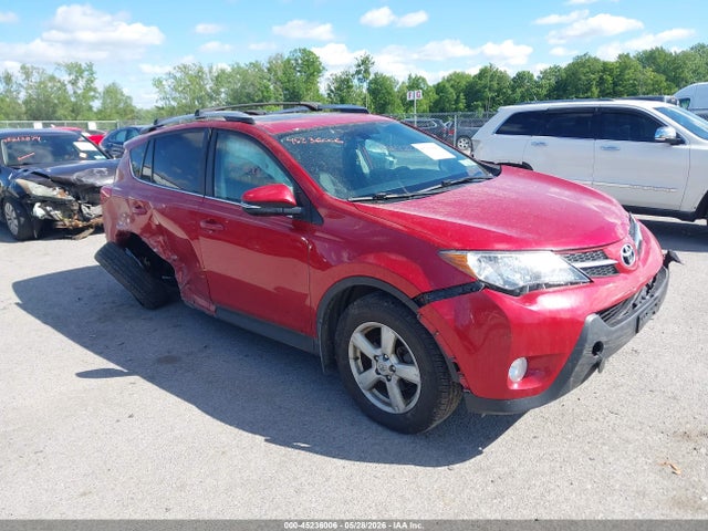 Salvage Toyota RAV4 Image