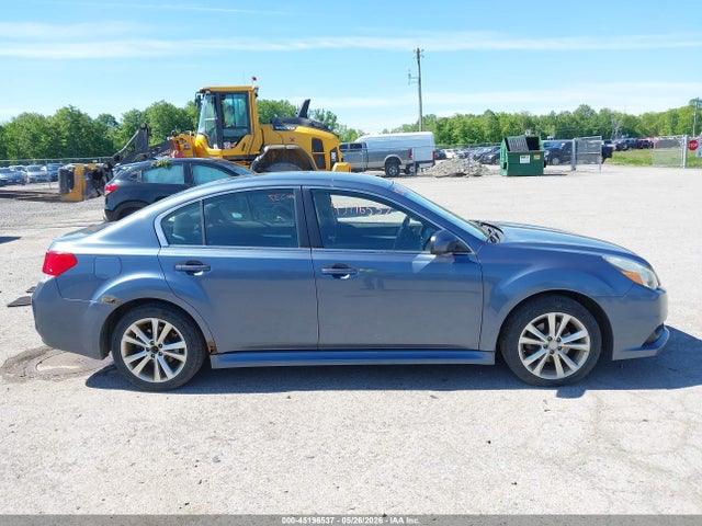 Subaru Legacy 2.5i Premium