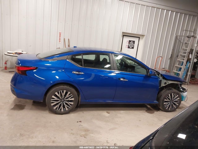 Nissan Altima Sv Awd