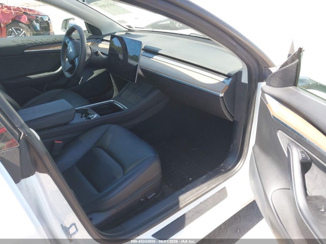 Tesla Model 3 Long Range